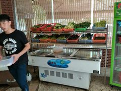 -怡园酒家(陈政路店)