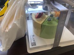 -爱上花开·蛋糕·安佳动物奶油轻奢私人定制(凯德店)