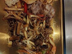 -大神太神·铁板烧(瑞虹天地月亮湾店)
