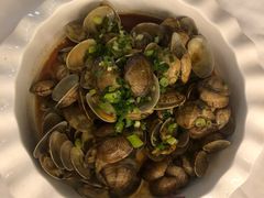 姜葱炒蛤蜊-丰收日·小海鲜·沪上家宴(顾村正大店)