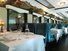 -火车头法国西餐厅