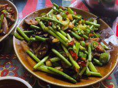 腊肉蒜苗-苗湘食府(十年店)