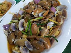 -四川小胡子海鲜(丁村万人海鲜广场店)