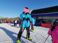 -亚布力新体委滑雪场