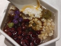 -江城小馆陕南妈妈菜·全球旅行餐厅(钟楼店)
