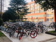 -复旦大学光华楼