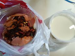 -十三朝牛馍王擀面皮(骡马市店)