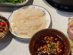 -贵府酸汤牛肉火锅·贵州老字号(飞山街店)