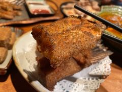 秘制炸鱼尾-阿里家·新疆烤肉酒場 by MIG