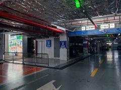 -百联西郊购物中心·停车场