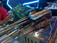 -云晓光头烧烤吧(川沙绿地店)