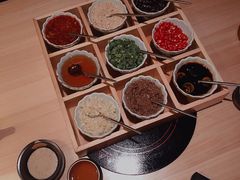 九宫格蘸料-锦和牛·炭火烧肉(ICC太和里店)
