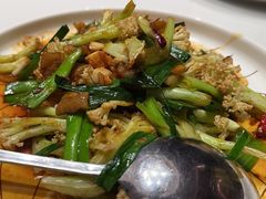 -老长沙湘菜馆(凤凰路店)