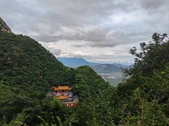 -鸡鸣山旅游景区