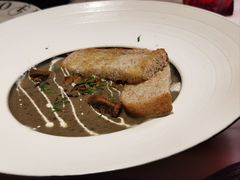 黑松露奶油蘑菇汤-IL TEATRO 精品意大利餐厅