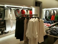 -ZARA(凯德乐峰广场店)