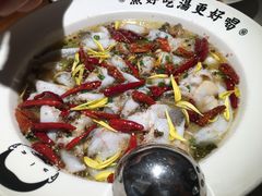 -江渔儿酸菜鱼·拔草餐厅(虎门君乐汇店)