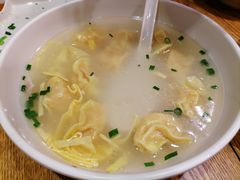 鲜肉小馄饨-东泰祥生煎馆(重庆北路店)