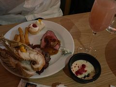 -悉尼塔旋转餐厅