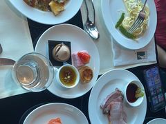 -澳门旅游塔360°旋转餐厅(南湾湖广场店)