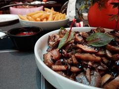 -查特花园美食广场(西单大悦城店)