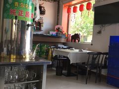 大堂-1910老鲁味海鲜·戳子肉·青岛菜(金沙滩店)