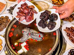 -太婆天府山珍酒楼(亚运村店)