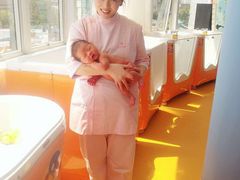 -天鹅到家·保姆月嫂育儿嫂(朝阳店)