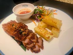西贡炭烧烤猪颈肉配菠萝-美奈小馆·越南料理(中航城君尚购物中心店)