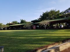 -侯臣咖啡文化村