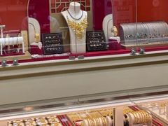 -恒一珠宝·回收黄金钻石奢侈品(灵岩南路店)