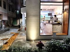 -Line 咖啡(石厦花园店)