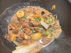 -锅老头海鲜铁锅炖