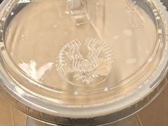-星巴克(上海虹桥站2A检票口)