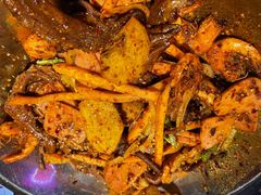 -嘎嘎鸭下巴·爆辣干锅(明教寺店)