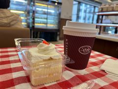 -红宝石·鲜奶小方·海派西点房(南丹店)