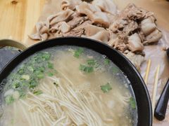 -小辫子羊肉面馆(周东店)