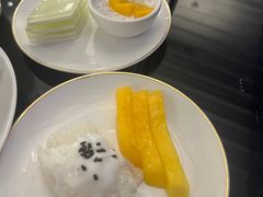 -圣丰索菲特·2 On 988 Café 自助餐厅