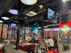 -马路牙子烧烤音乐酒馆(望京店)