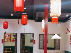 -虾领航小龙虾·吉林烧烤(柳州路店)