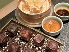 -三出山火锅(南京万象天地店)