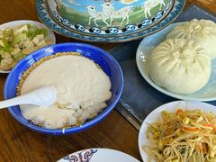 -蒙亨·手把肉·蒙古包文化主题餐厅(天恒广场店)