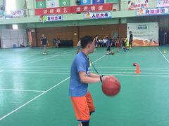 -呈康体育青少年篮球培训班(虹口店)