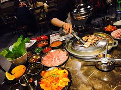 -哈哈碳都·牛肋条无限自助烤肉(台江万达店)