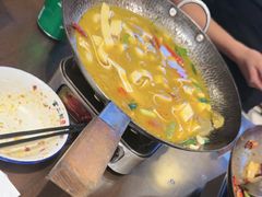 -富正毅三下锅·湘西韵味(天门山索道店)
