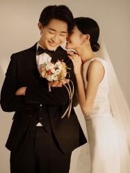 -铂爵夫人婚纱摄影(上海总店)
