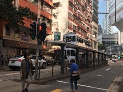 沿着古朴的街道过去-翠华餐厅(湾仔店)