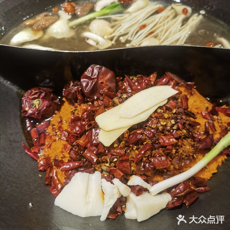 好吃上瘾的火锅店推荐 和兄弟们一起宵夜在这家火锅店