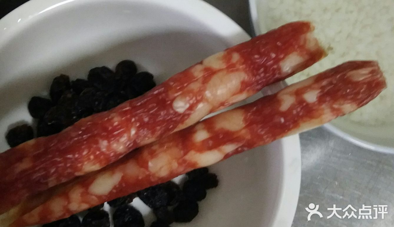 营养丰富儿童餐之广式腊肠糯米饭