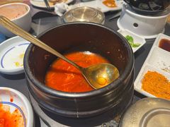 辣牛肉汤-韩满园· 甄选韩式烤肉